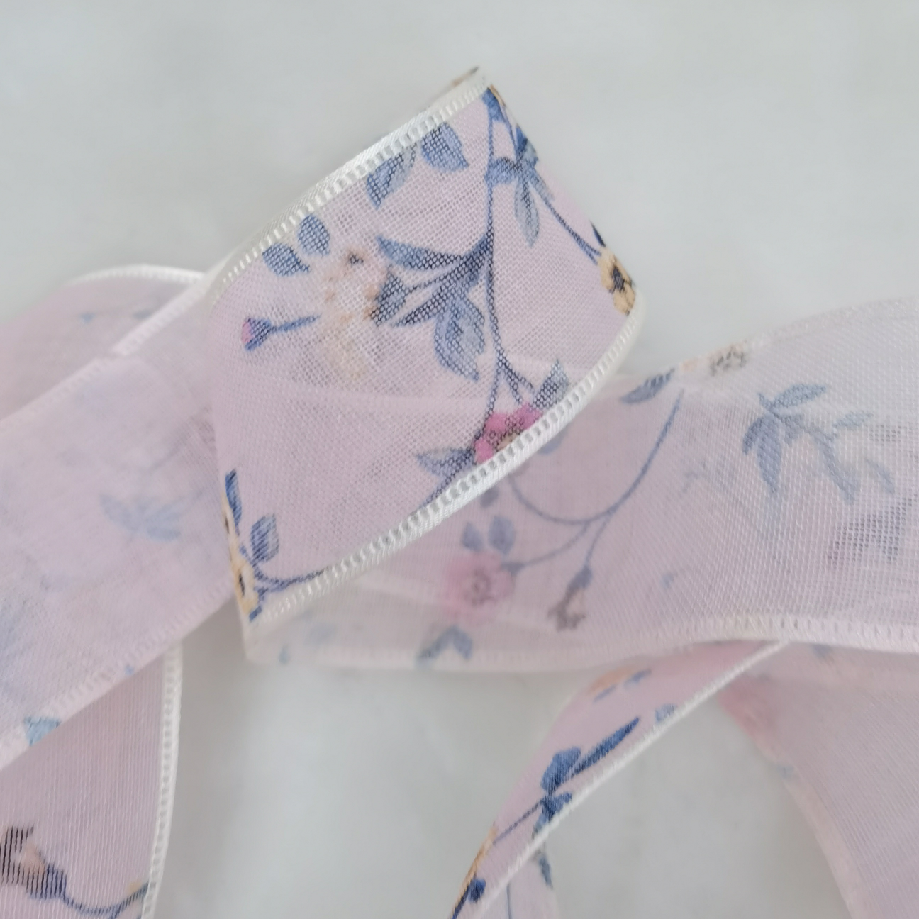 Lace, DIY, Christmas, accessories, clothing, crafts, packaging, stationery and other factory products can be decorated Sssd