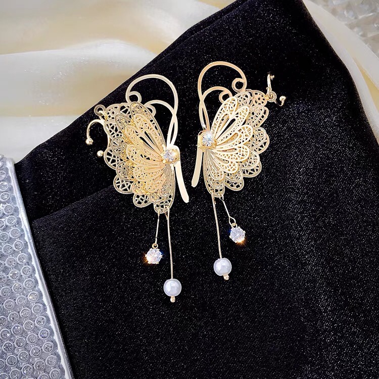 Beautiful beautiful butterfly design palace Lolita sweet princess earrings