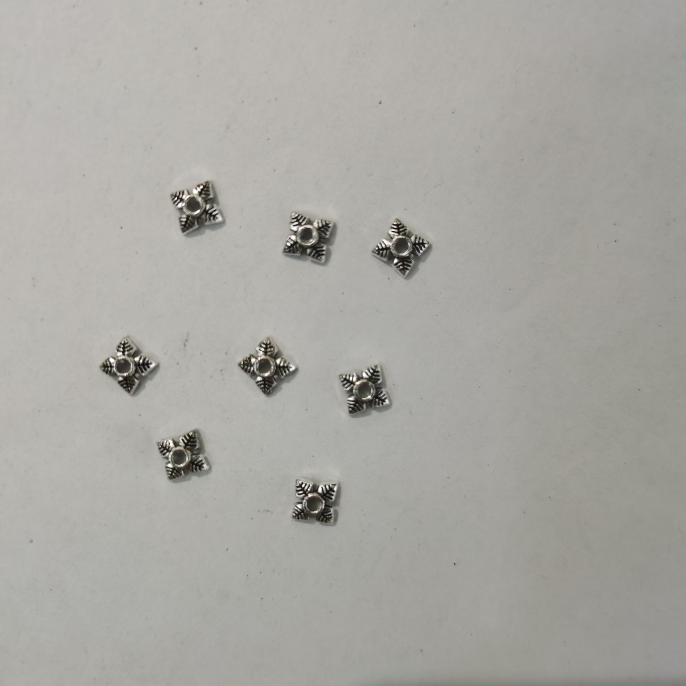 Fashionable, versatile and personalized zinc alloy Zn-5128 jewelry accessories