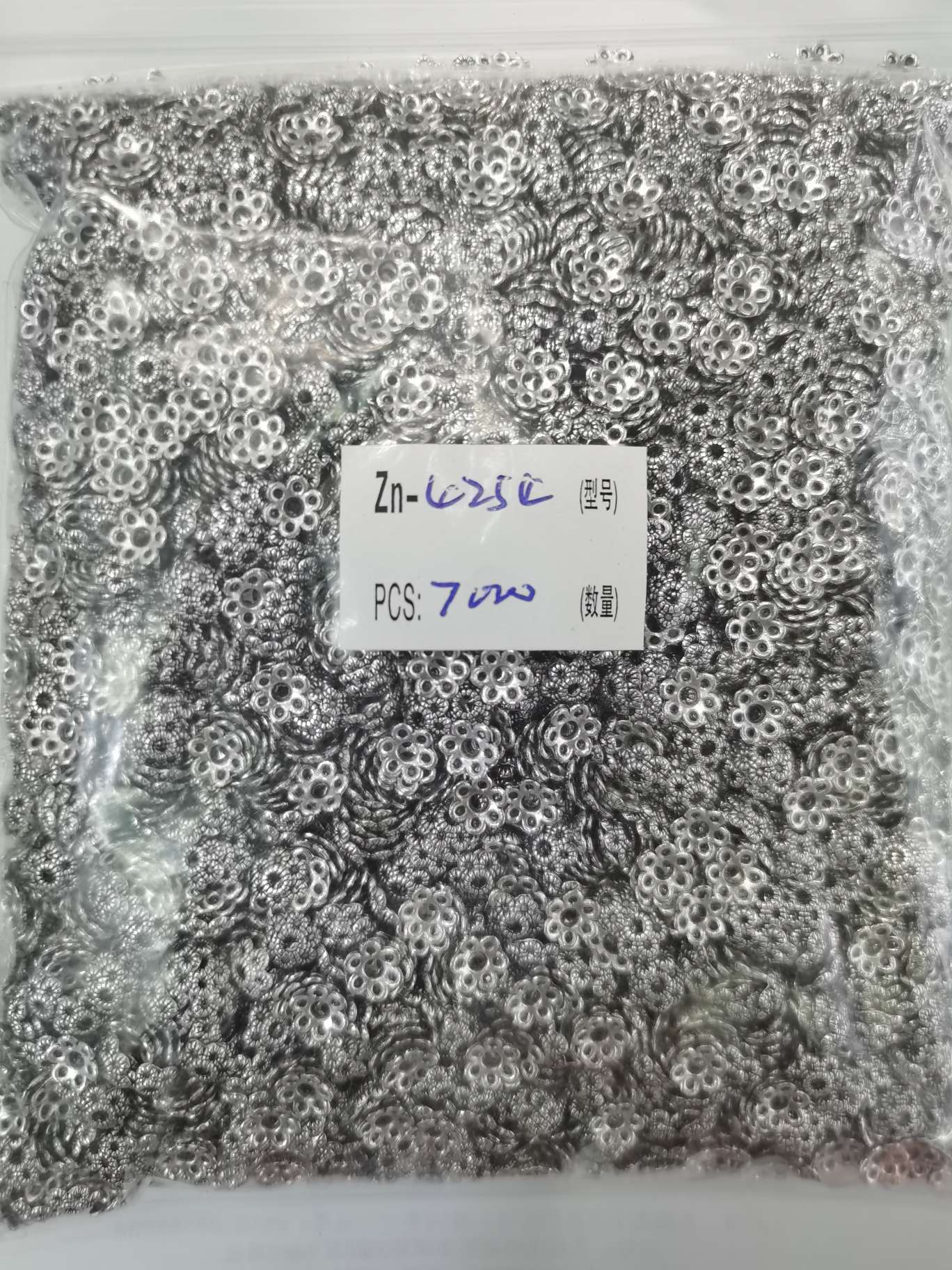 Fashionable, versatile and personalized zinc alloy Zn-4254 jewelry accessories Item Picture