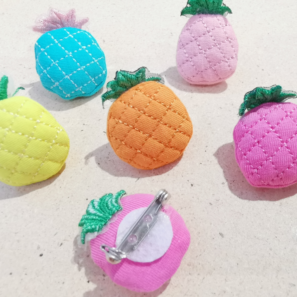 儿童可爱菠萝胸针