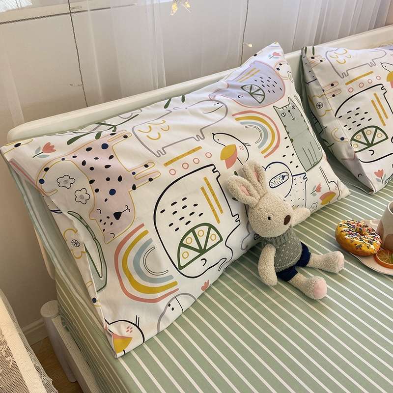 Garden Small Fresh Four-Piece Set Retail Wholesale Cotton Cotton Style Multi-Size Can Be Customized Graffiti Cartoon full figure