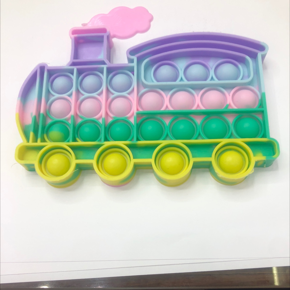Train macarons