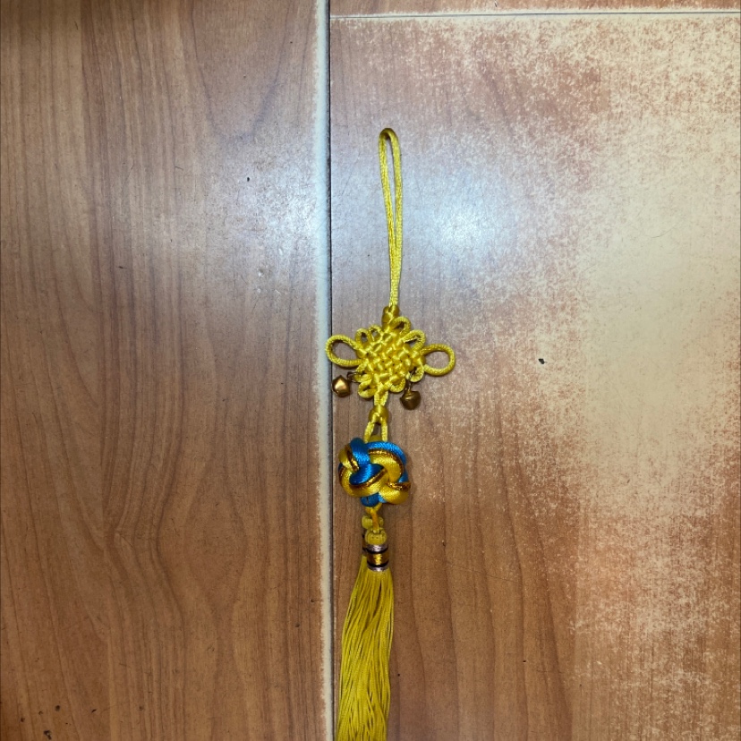 a3 blue yellow ball hanging bell