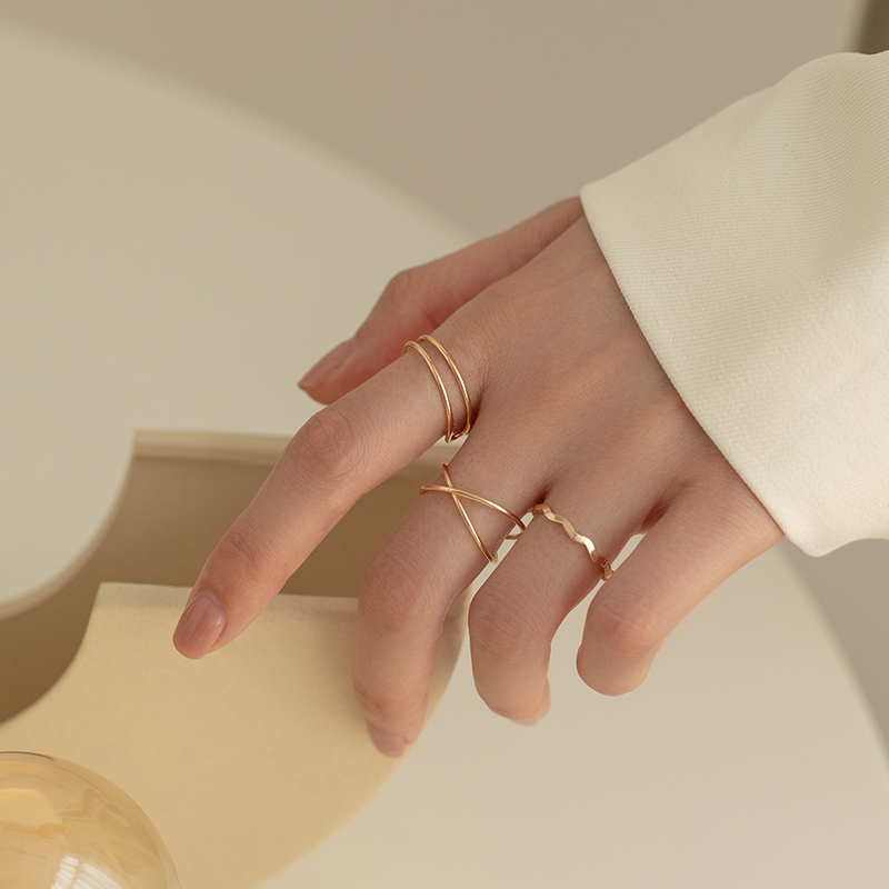 A new, trendy and fashionable index finger ring with a unique Japanese and Korean style for women, featuring a cold and elegant design Item Picture