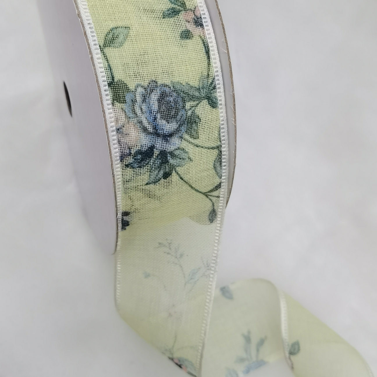Lace, DIY, Christmas, accessories, clothing, crafts, packaging, stationery and other factory products can be decorated Sssf