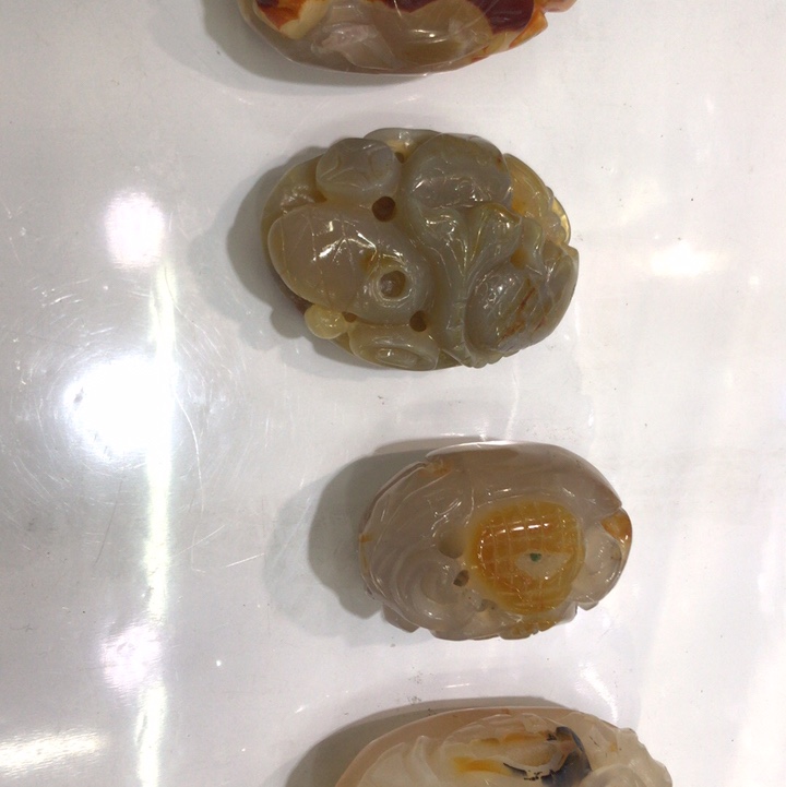 玉髄把件