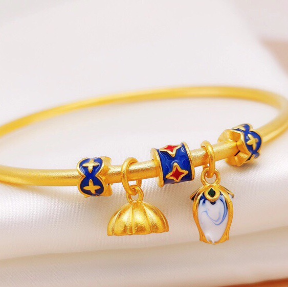 Lotus and lotus seed drop oil bracelet