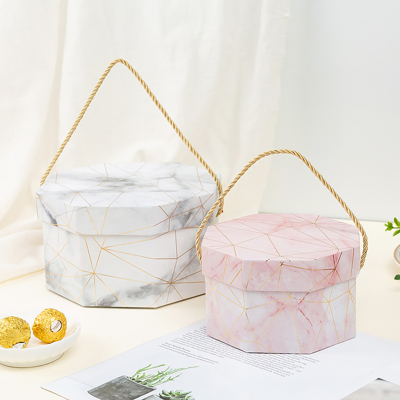 Wedding souvenir candy box, lipstick gift box, packaging box, octagonal Valentine's Day gift box, octagonal box customization Specification drawing