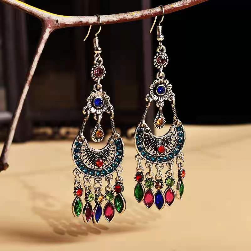Personalized stylish earrings 2021 trend New retro all-in-one Indian earrings