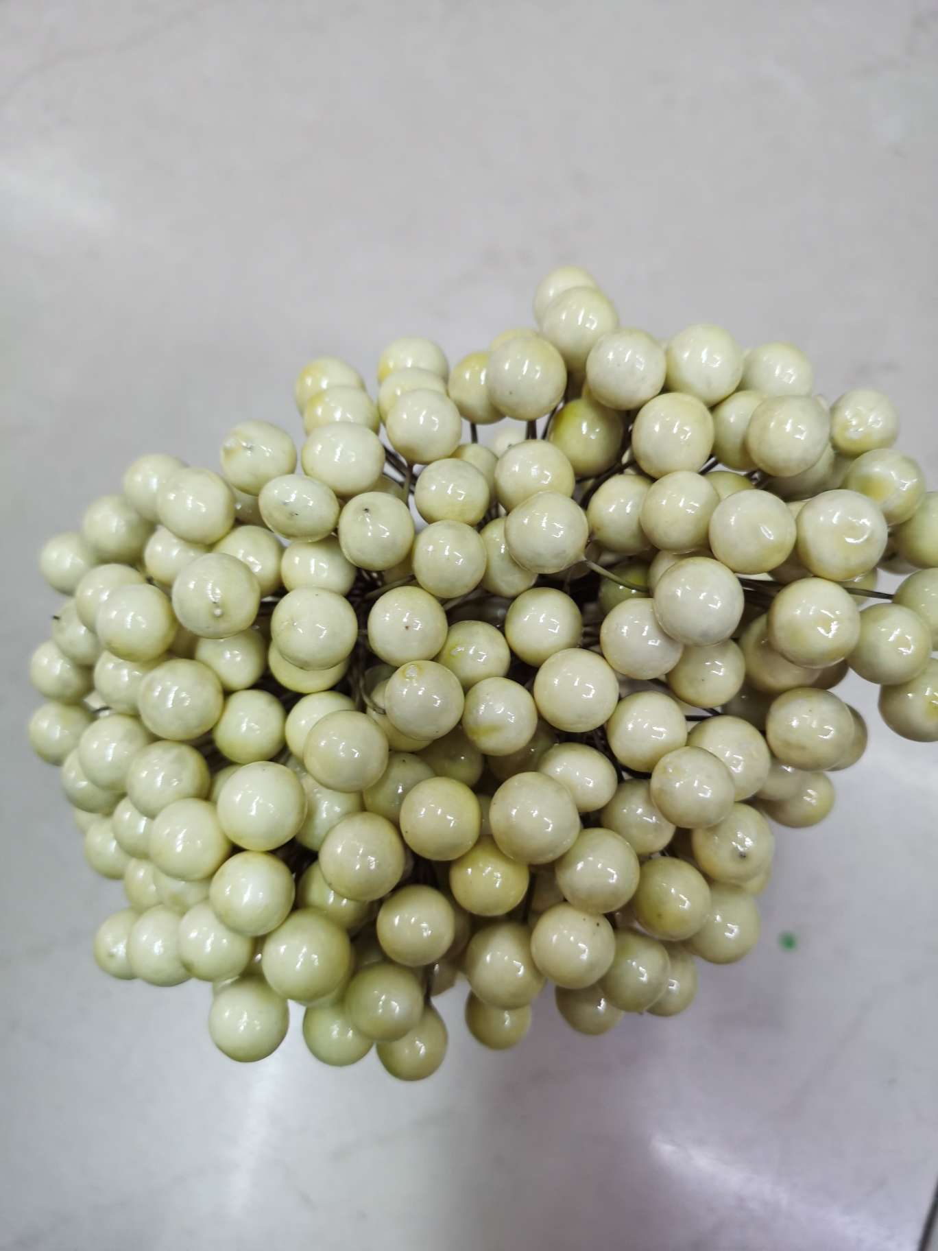 Baldy fruit, milky white foam fruit, Polylon 01 pic 1