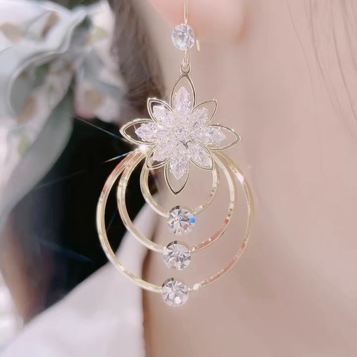Rings of earrings