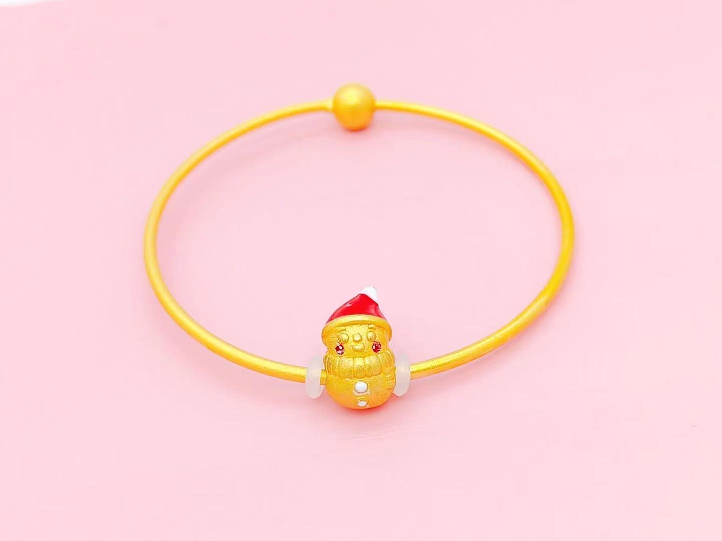 Christmas presents are here, dripping snowmen, beautiful must-have bracelets and bracelets details Picture