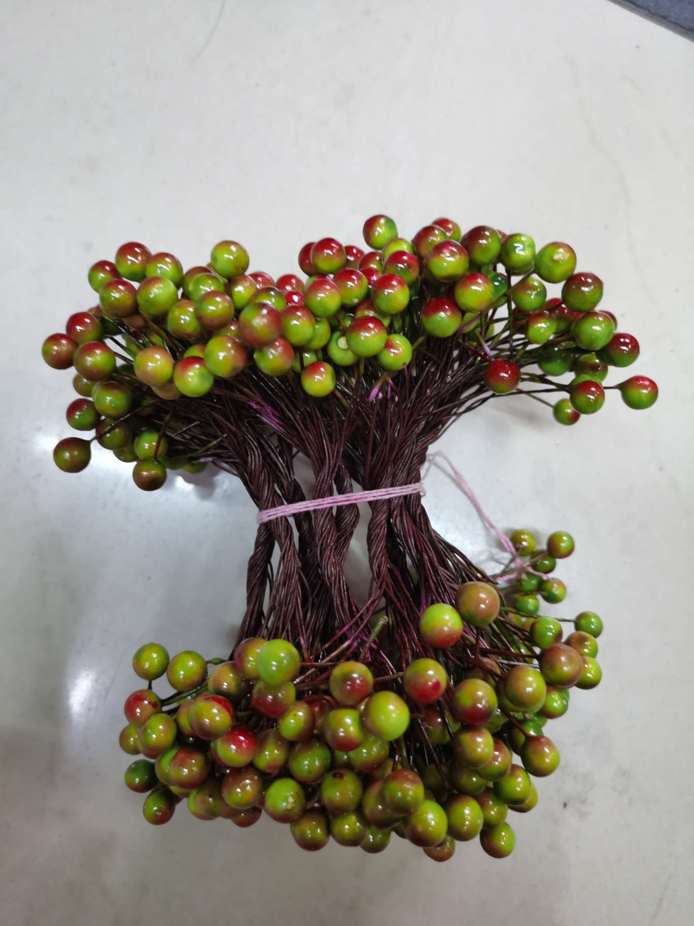 0.8 Bald fruit red and green foam fruit Polystyrene 01 Specification image