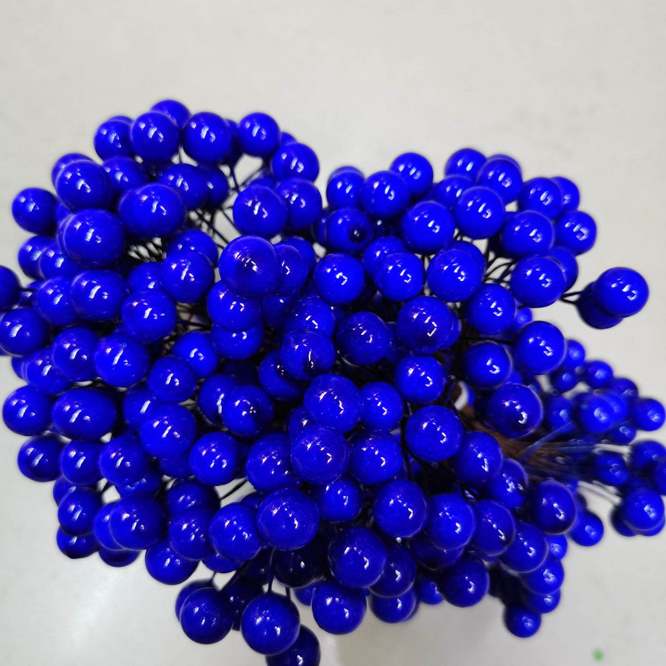 Baldy Fruit: Sapphire Blue Foam Fruit Polystyrene 01