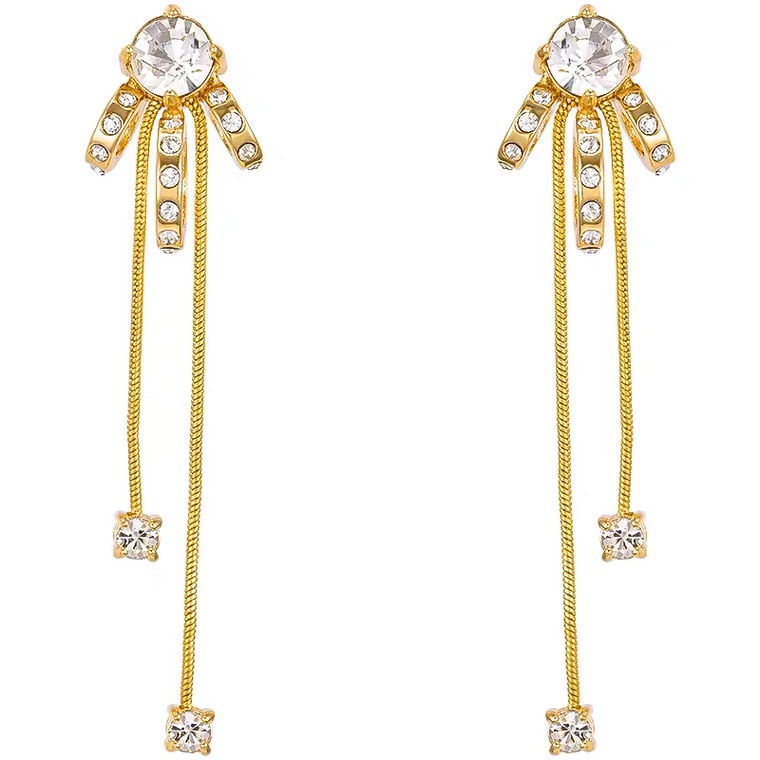 Earrings for human figure