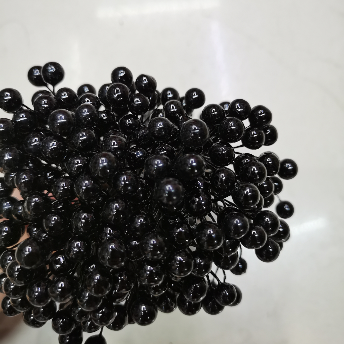 0.8 Bald fruit, black foam fruit, Polystyrene 01