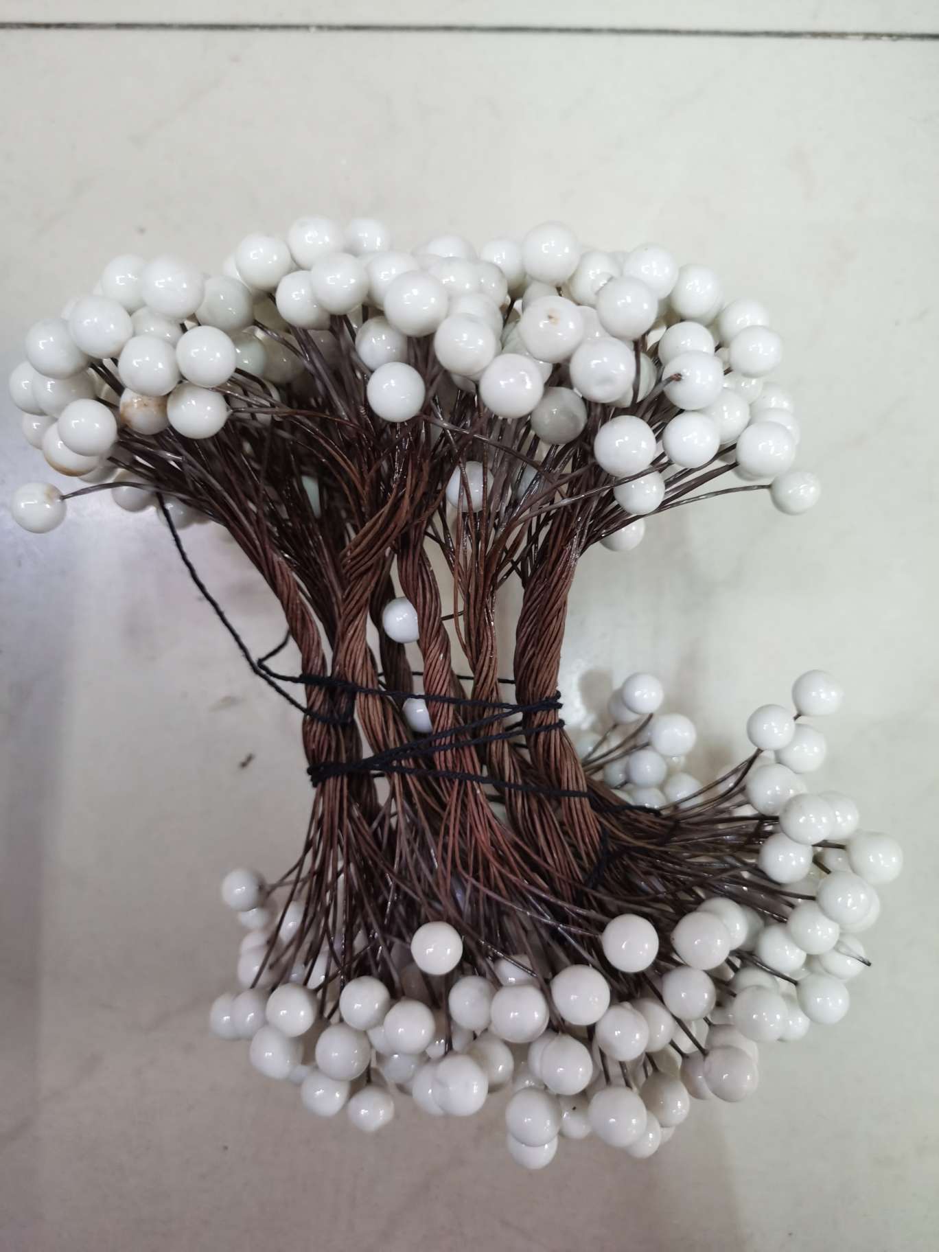 0.8 Bald fruit, white foam fruit, Polystyrene 01 pic 2