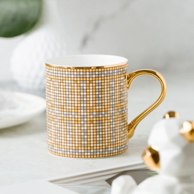 For direct sales, wholesale and retail of light luxury mugs and coffee cups, please consult details Picture