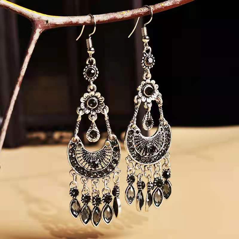 Personalized fashion earrings 2021 trend new explosive retro all-in-one Indian earrings