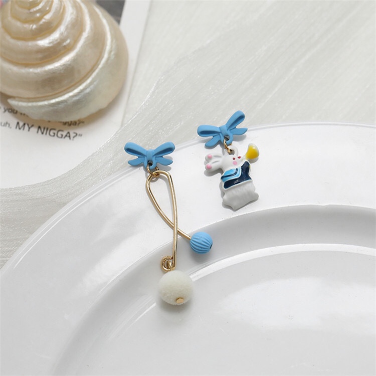 Korean temperament socialite network red star with the same luxury big-name earrings