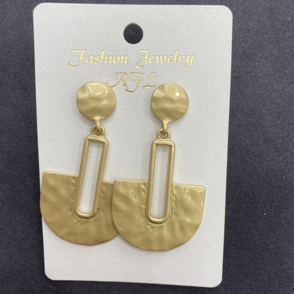 欧美时尚大牌带钻耳饰107