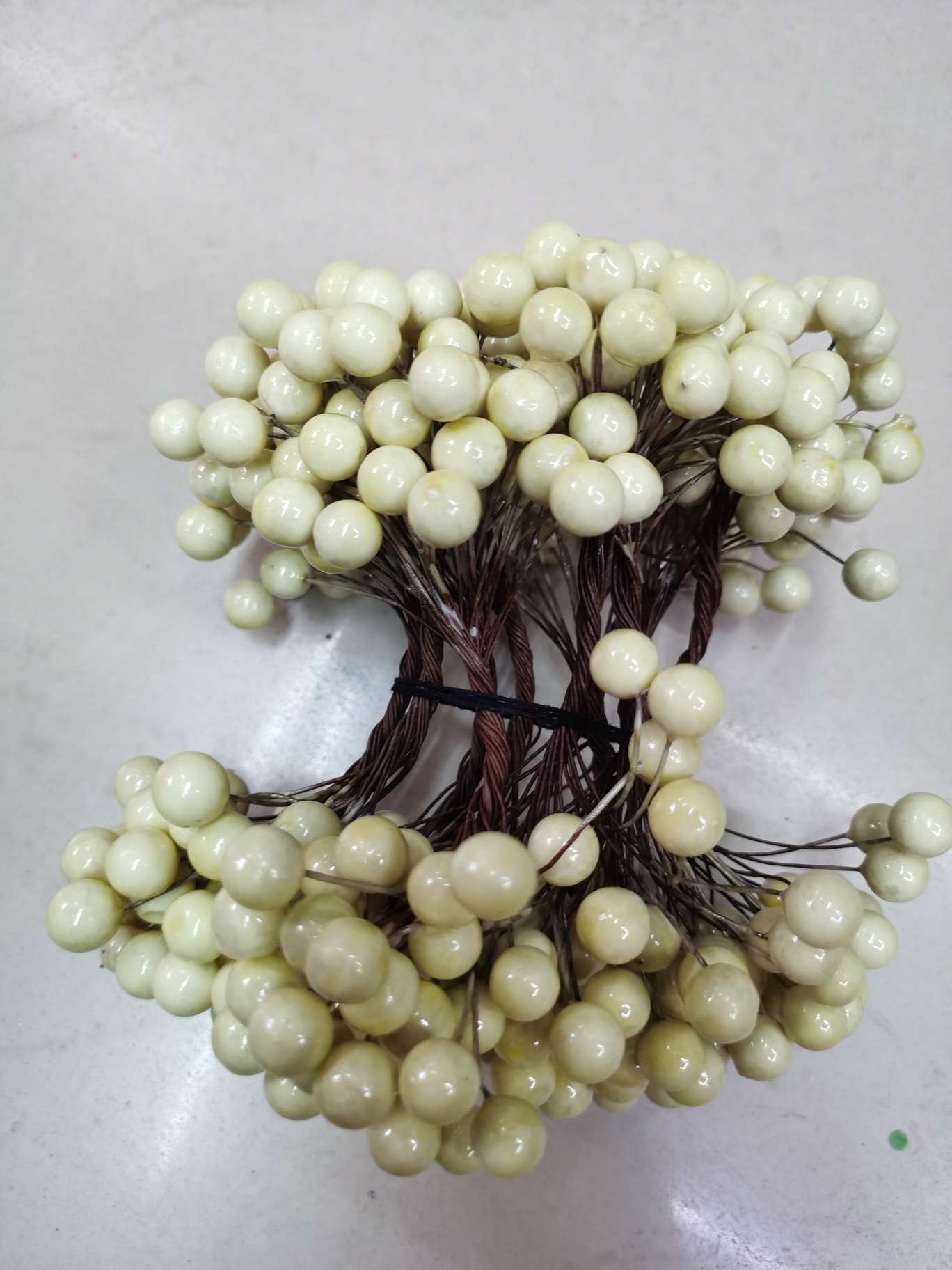 Baldy fruit, milky white foam fruit, Polylon 01 pic 2