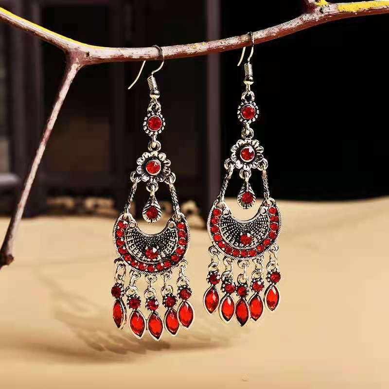 2021 Personalized Fashion Earrings Trend New retro all-in-one Indian earrings