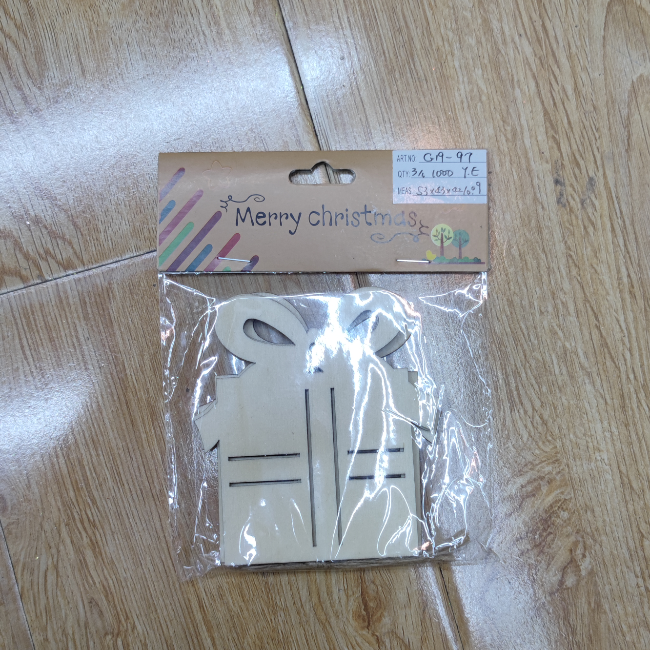 8063 木头片挂件 每包三片 欢迎询价