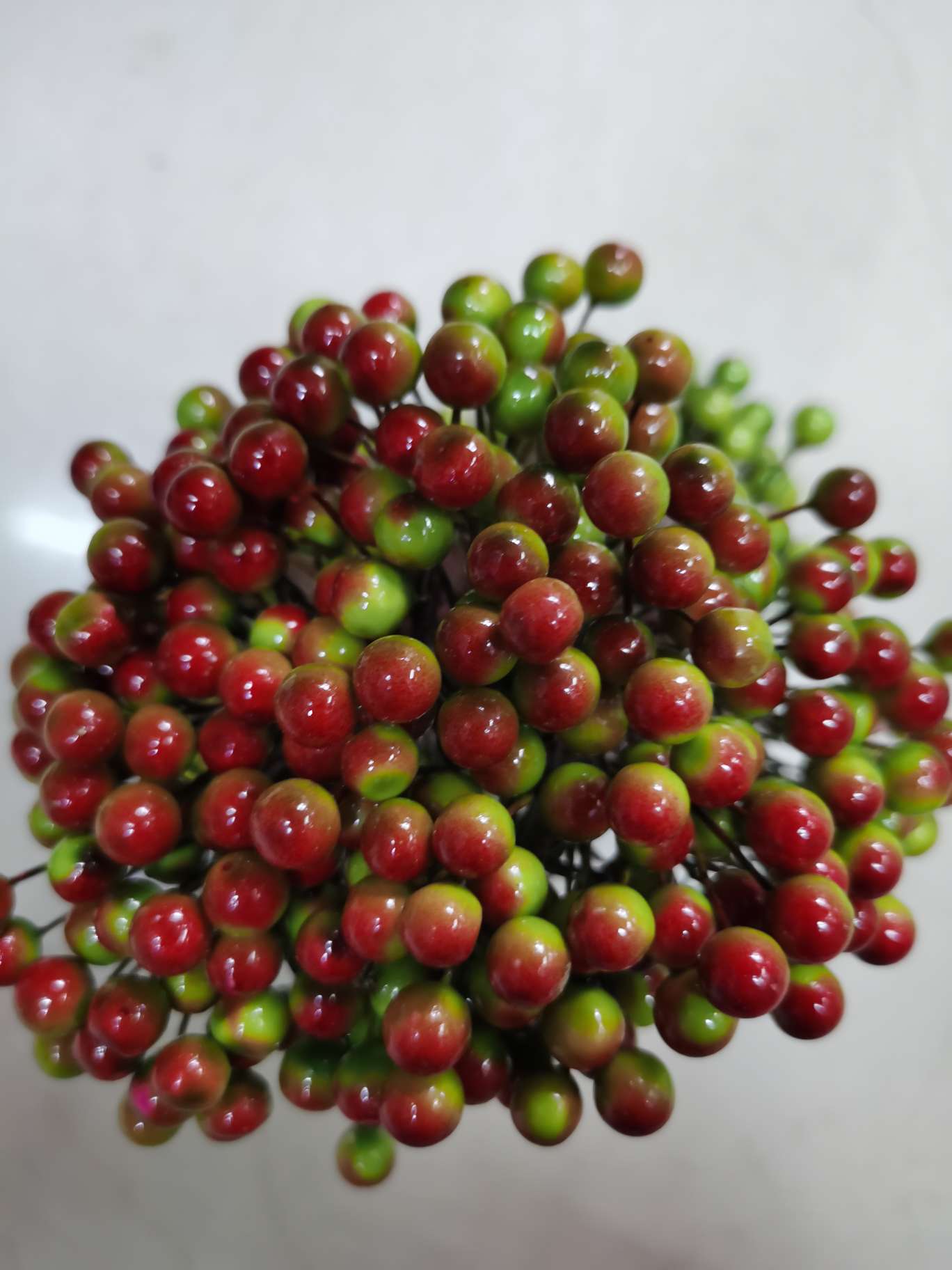0.8 Bald fruit red and green foam fruit Polystyrene 01 detail image 1
