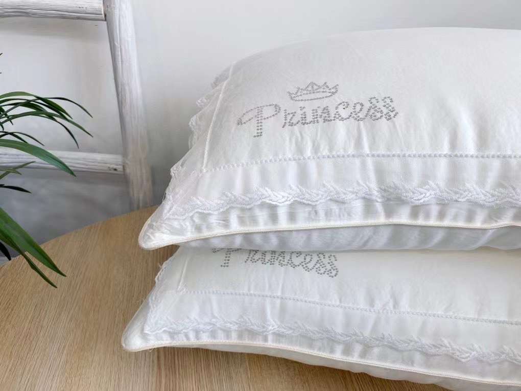 优雅质感和颜值并存，让您的睡眠无时无刻都在美容！✅纯色系的淡雅，是一种别样的简约美。没有过多的渲染，却自有一种气质藏于其详情10