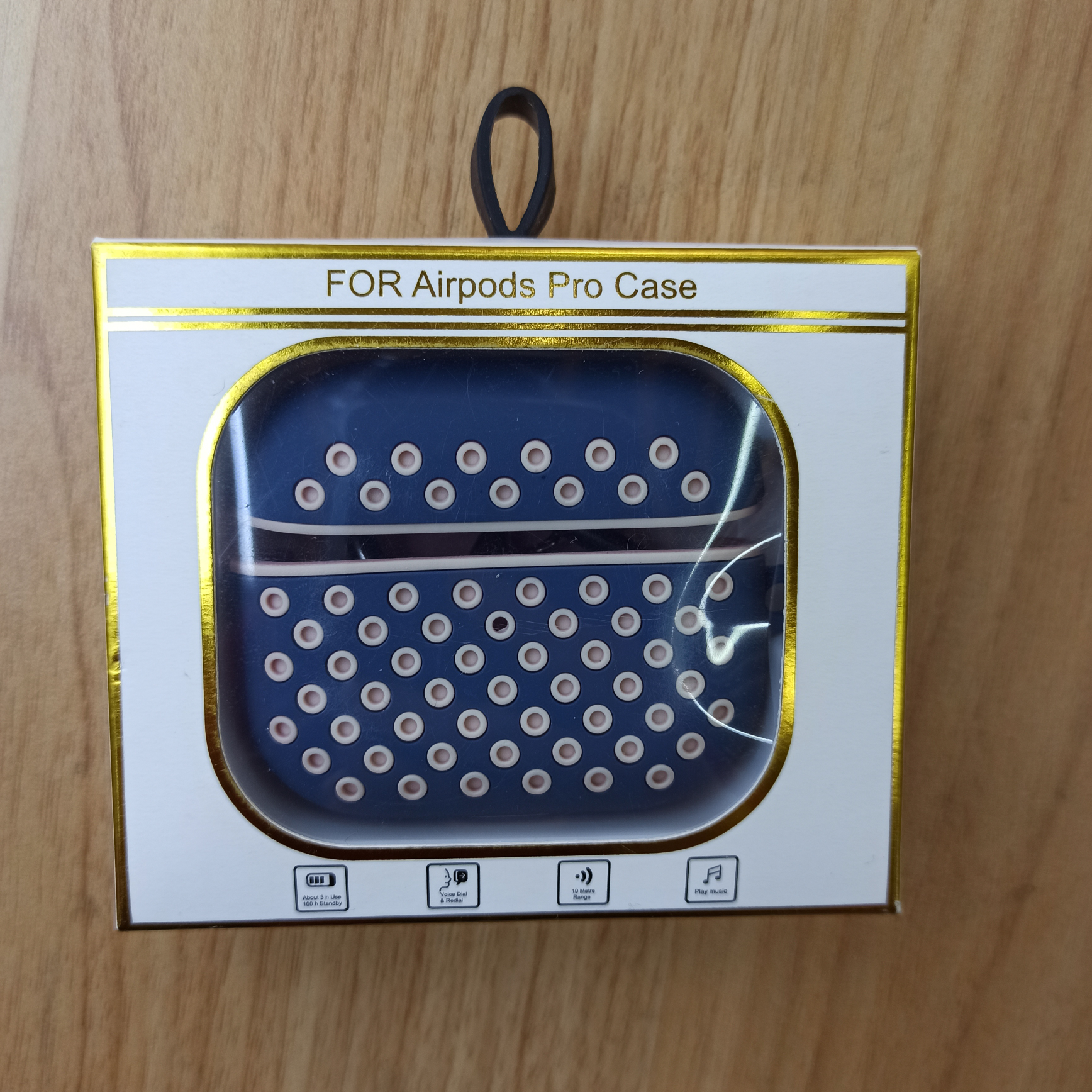 The official website is suitable for a transparent silicone ultra-thin earphone case