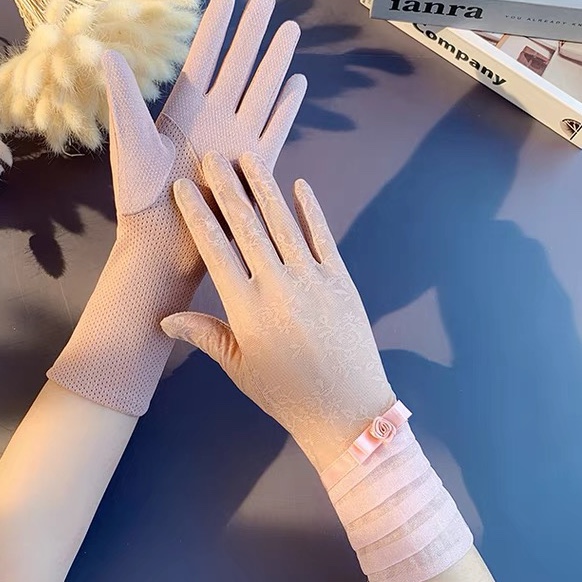 Uv protection gloves Women's summer UV protection thin short ice silk touch non-slip lace gloves for driving and riding motorcycles