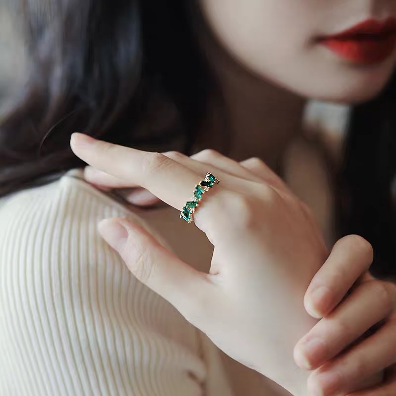 A French socialite, Internet celebrity, elegant, high-end, exquisite, fashionable and trendy ring Item Picture