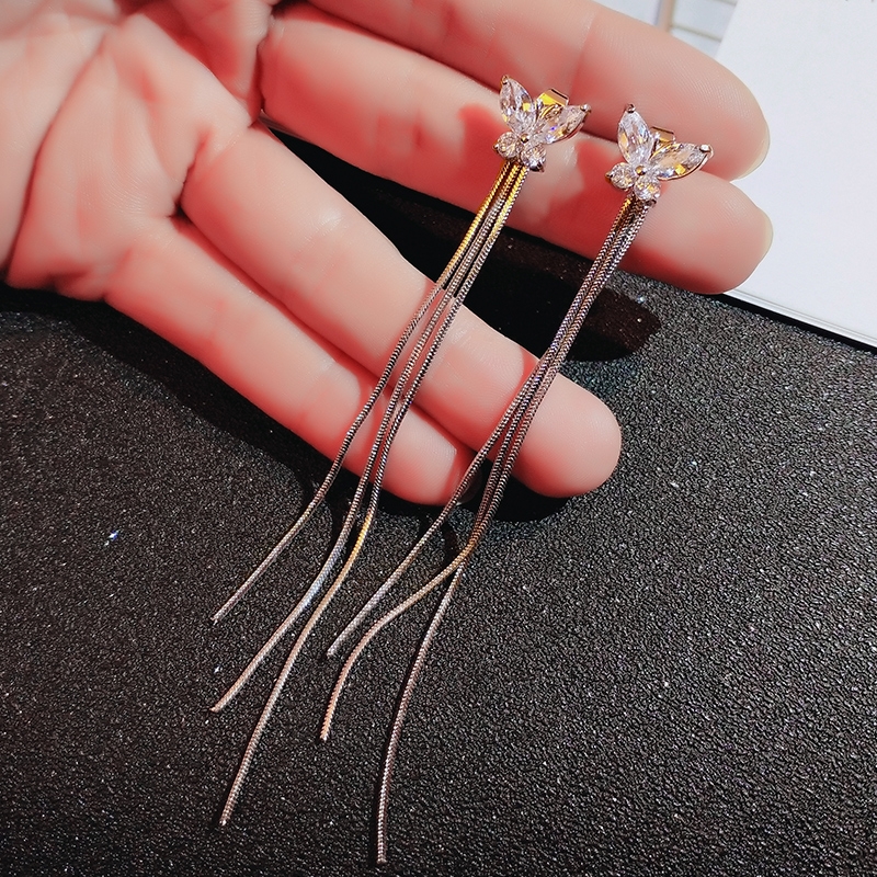 2021 New Trendy Stud earrings Net Red Stud earrings Cold wind earrings Chain Butterfly Glass diamond Stud earrings 86