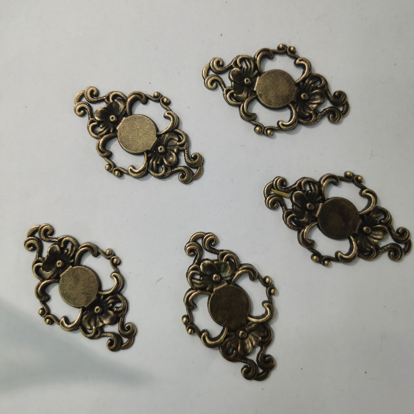 Zinc alloy Zn-3079 for jewelry accessories