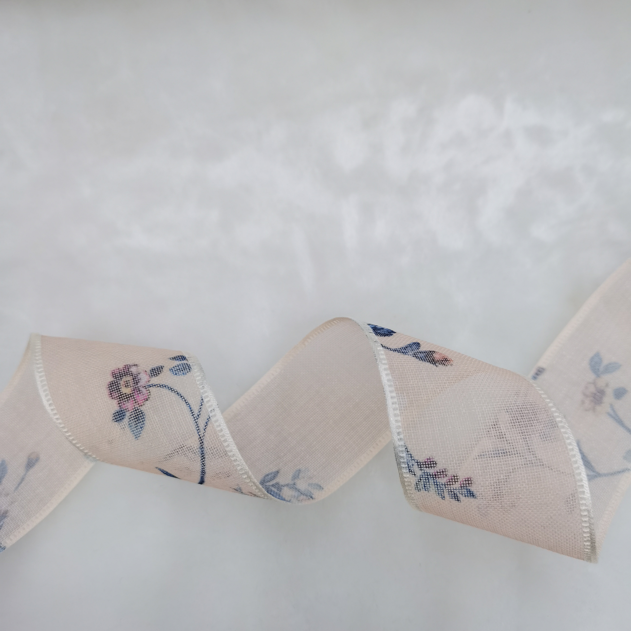 Lace, DIY, Christmas, clothing, accessories, crafts, cartons, cards, hats and other factory products can be matched with srt