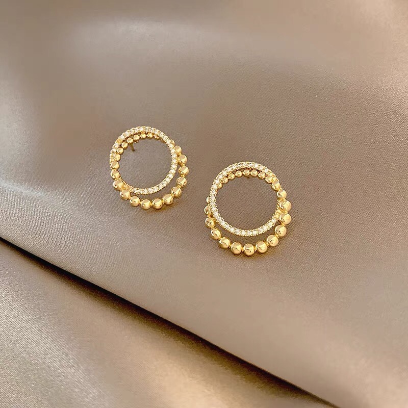 Simple small fresh temperament elegant elegant elegant elegant fashion earrings