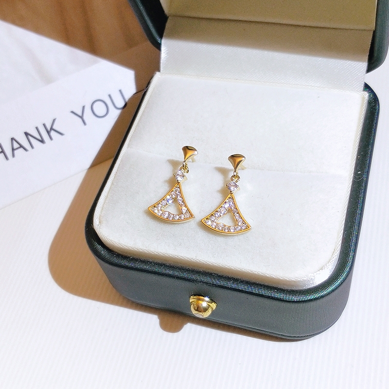 2021 New Trendy Stud earrings Net Red Stud earrings Cold Wind earrings Fan Stud 41