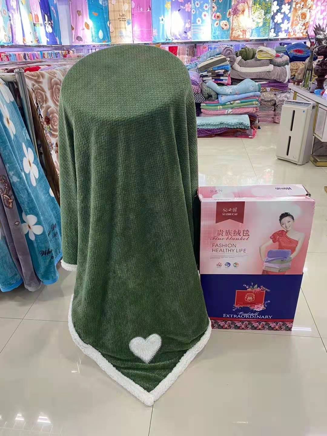 2021 Factory Direct Sales New Explosive Wholesale Love Lamb Blanket details Picture