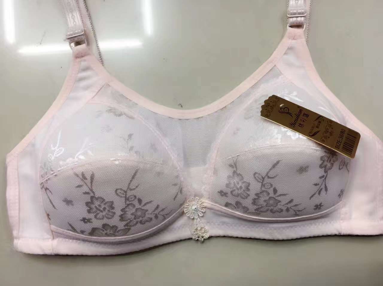 Ultra-thin, frameless Yicai Lian 3318# anti-glare bra Application Scenario