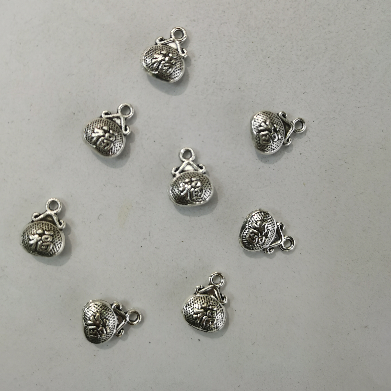 Zinc alloy Zn-4262 for jewelry accessories