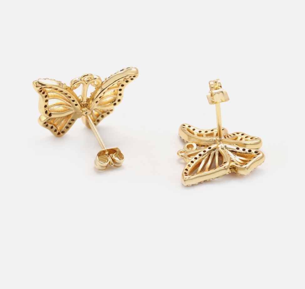 Cross-border gilded butterfly earrings manufacturer wholesale jewelry gifts European and American hollowed-out butterfly earrings detail image 2