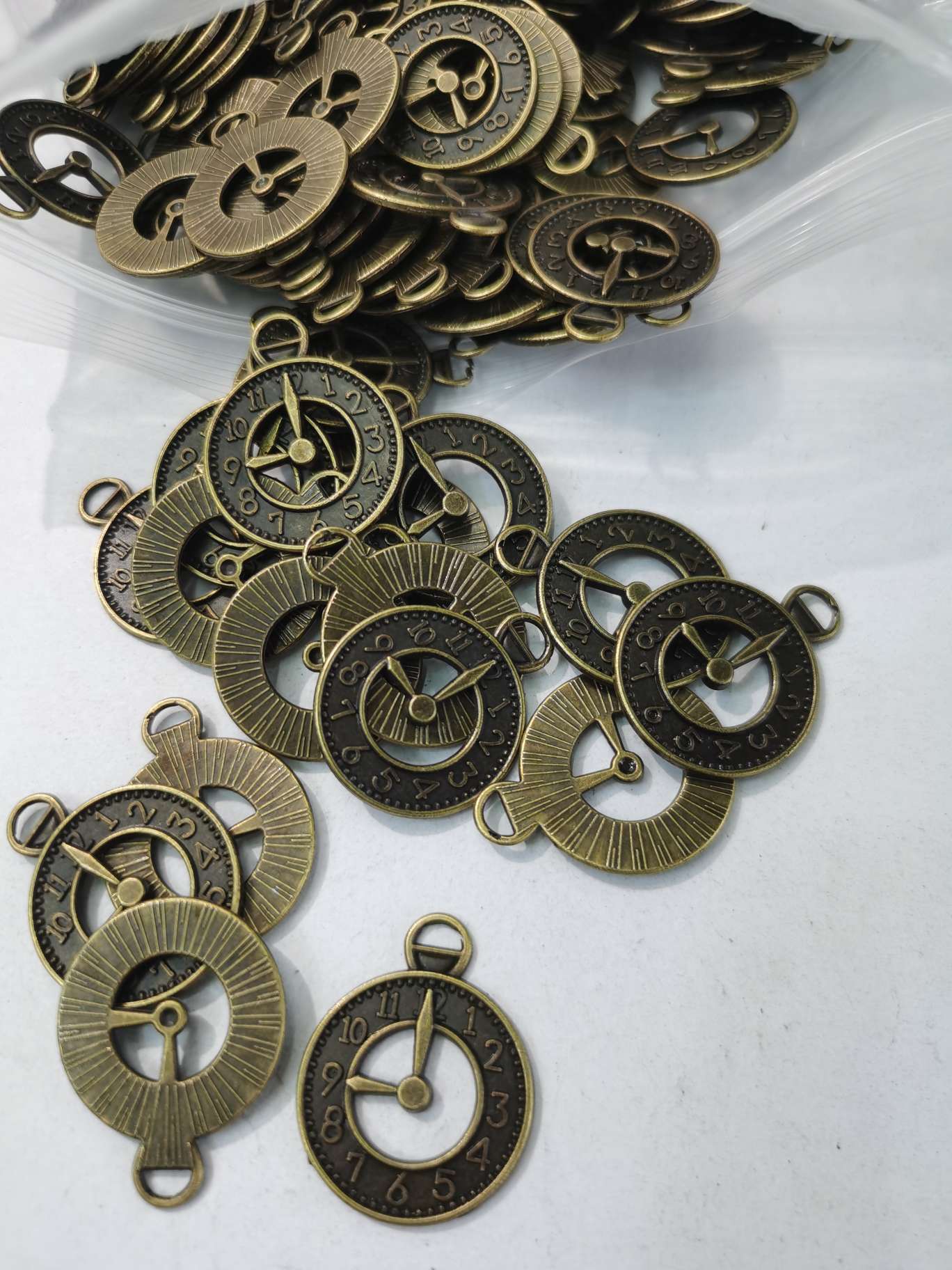 Zinc alloy Zn-1799 for jewelry accessories Item Picture