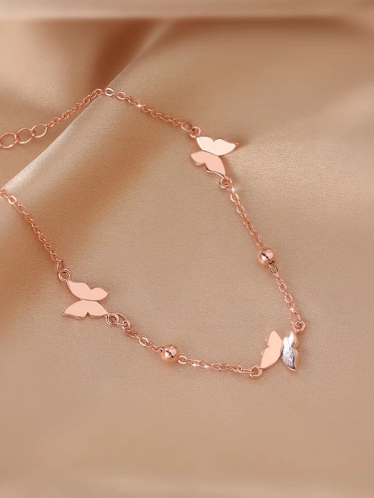 Butterfly bracelet, a niche design, is simple and elegant for girls Specification image