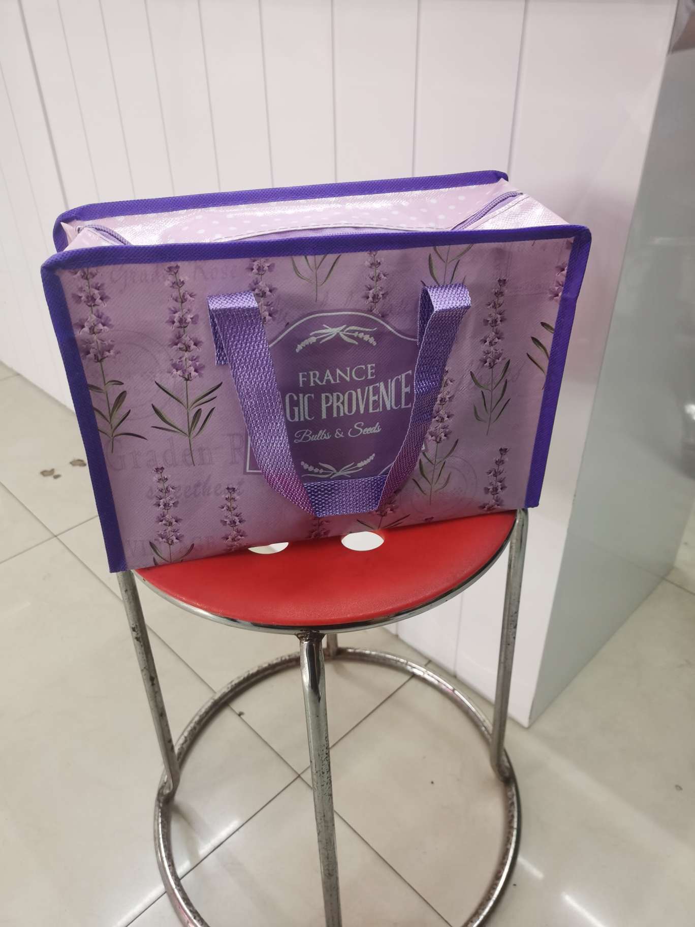 The original manufacturer offers a wide variety of patterns. You can freely choose woven bags, moving bags, luggage bags, clothes storage bags, and waterproof cotton quilt storage bags for home storage. These are your ideal choices detail image 5