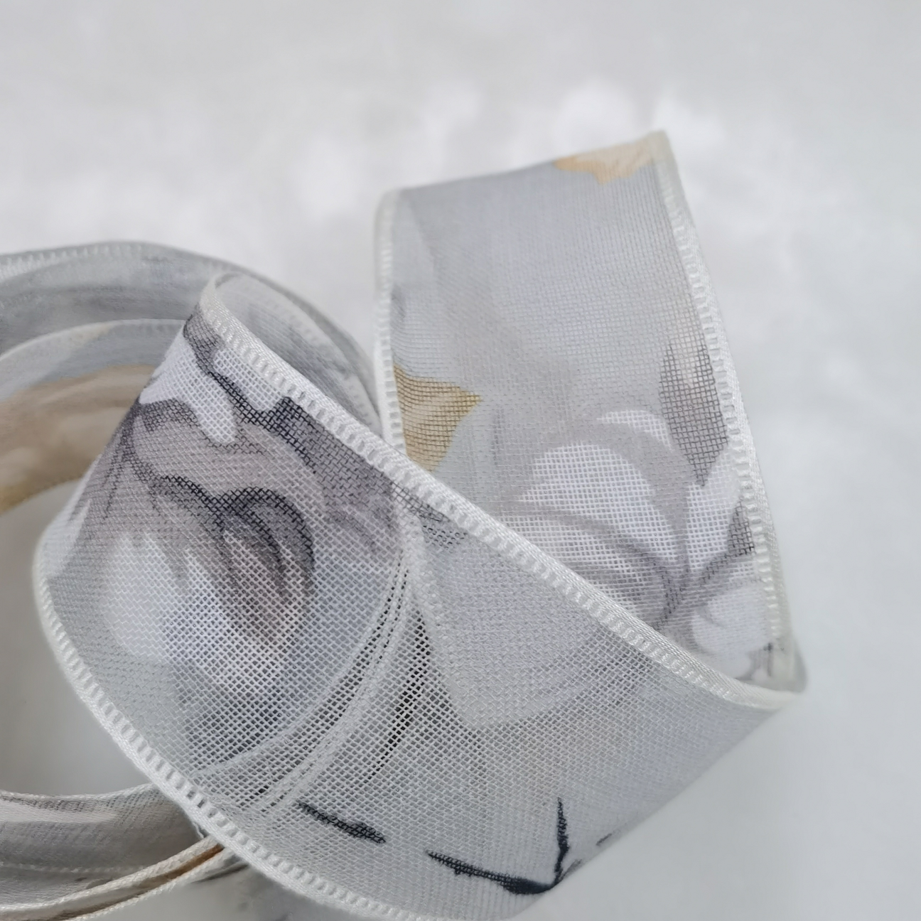 Lace, DIY, Christmas, clothing, accessories, crafts, cartons, cards, hats and so on all kinds of factory products can be matched with snm