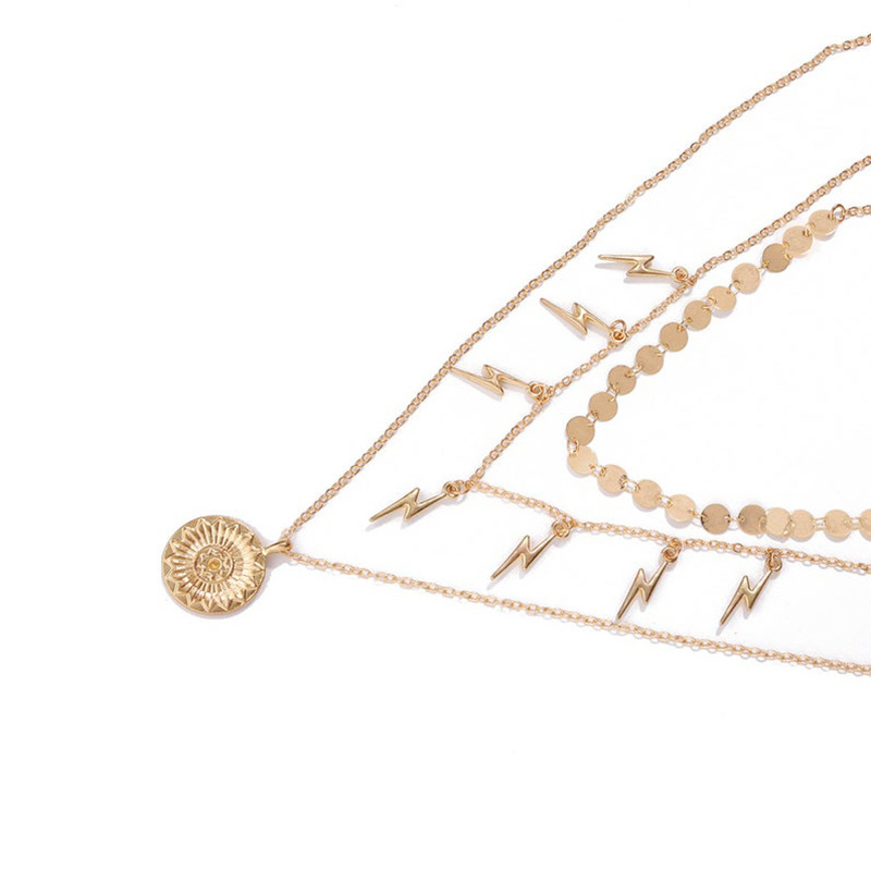 European and American cross-border exclusive accessories, fashionable and versatile five-pointed star tassel necklace, moon-wide pendant necklace, necklace for women Application Scenario
