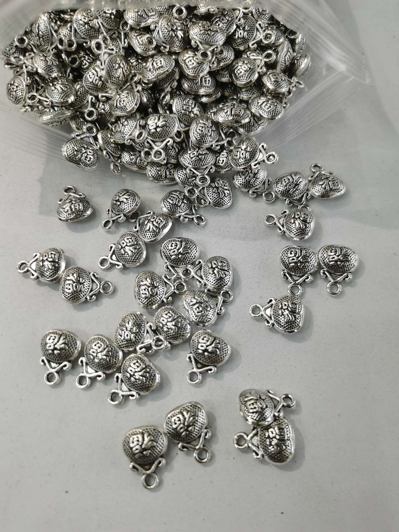 Zinc alloy Zn-4262 for jewelry accessories Item Picture