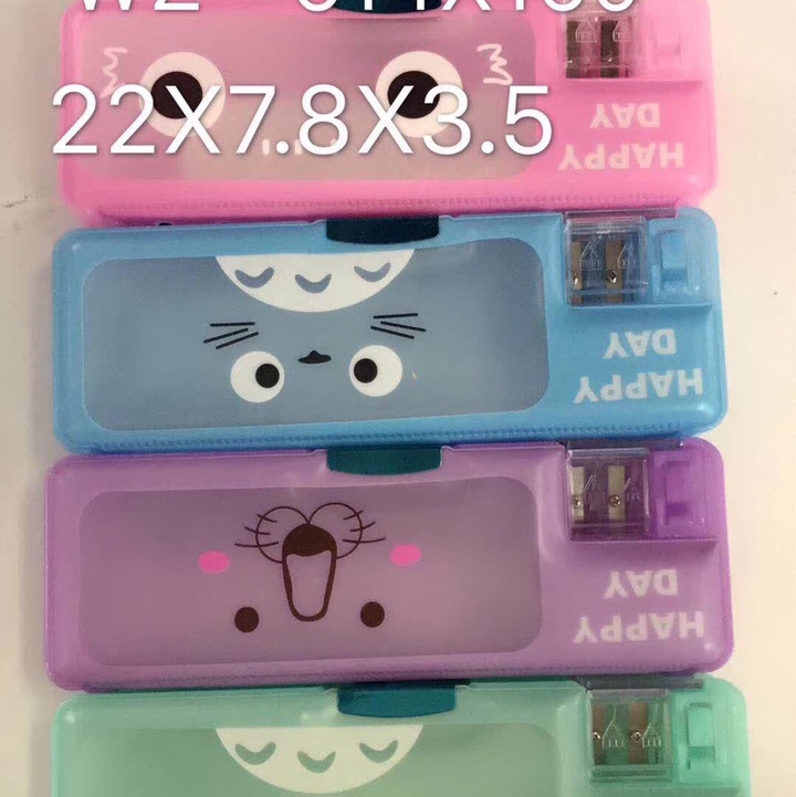 塑料卡通文具盒